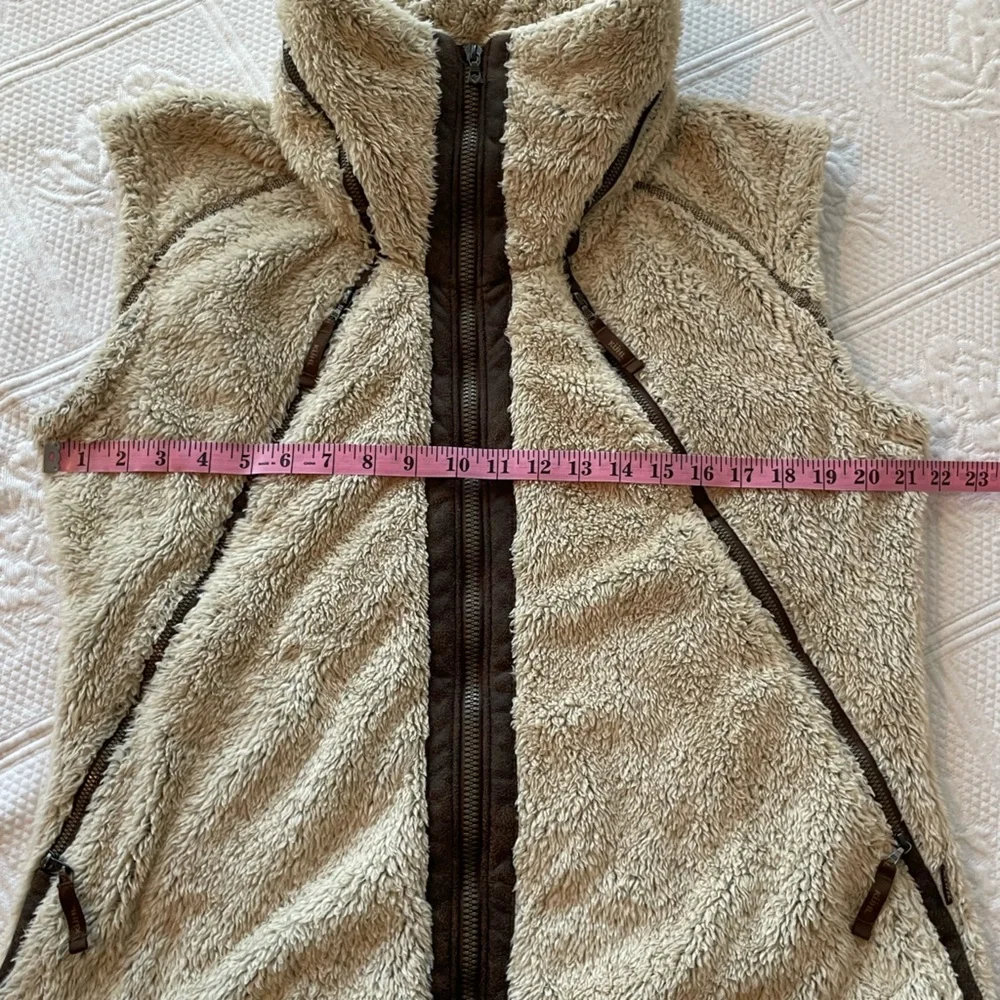 KÜHL Flight Vest Italian Fleece Stowable Hood Full Zip Cream Tan Brown Warm Cozy - Picture 12 of 16
